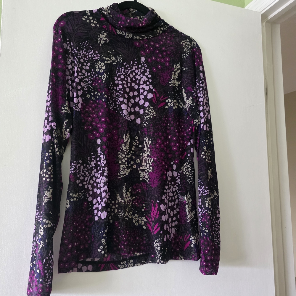 White House Black Market Purple and Black Floral Long Sleeve Top